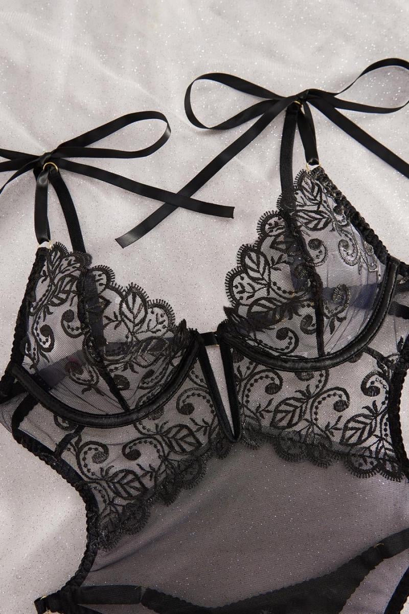 Body con escote en V y espalda descubierta