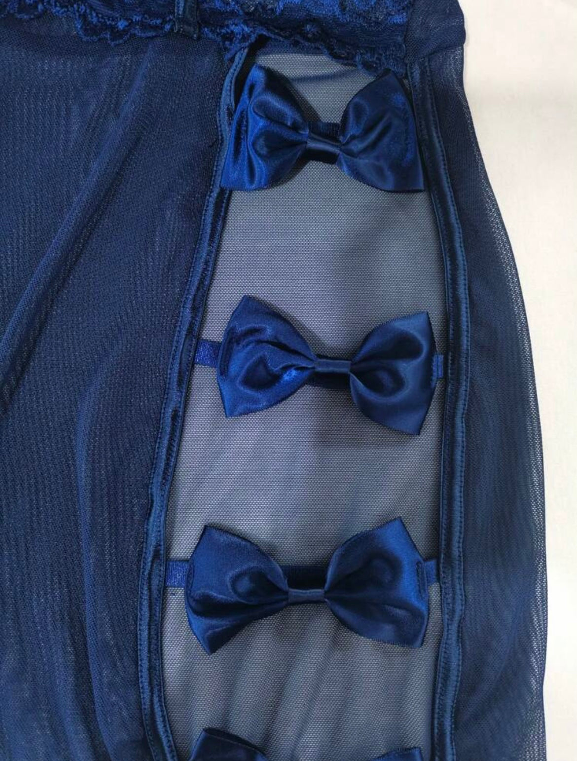 Baby doll con moños en la pierna