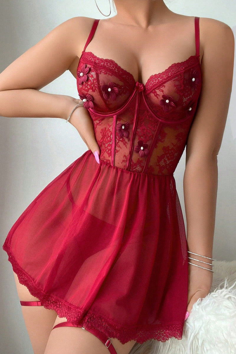 Baby doll con flores 3D, perlas y liguero