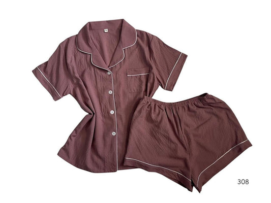 Pijama de short y camisa
