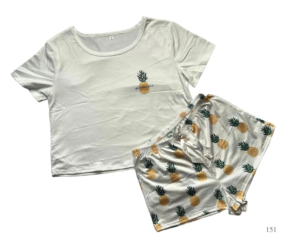 Pijama con estampado de piña