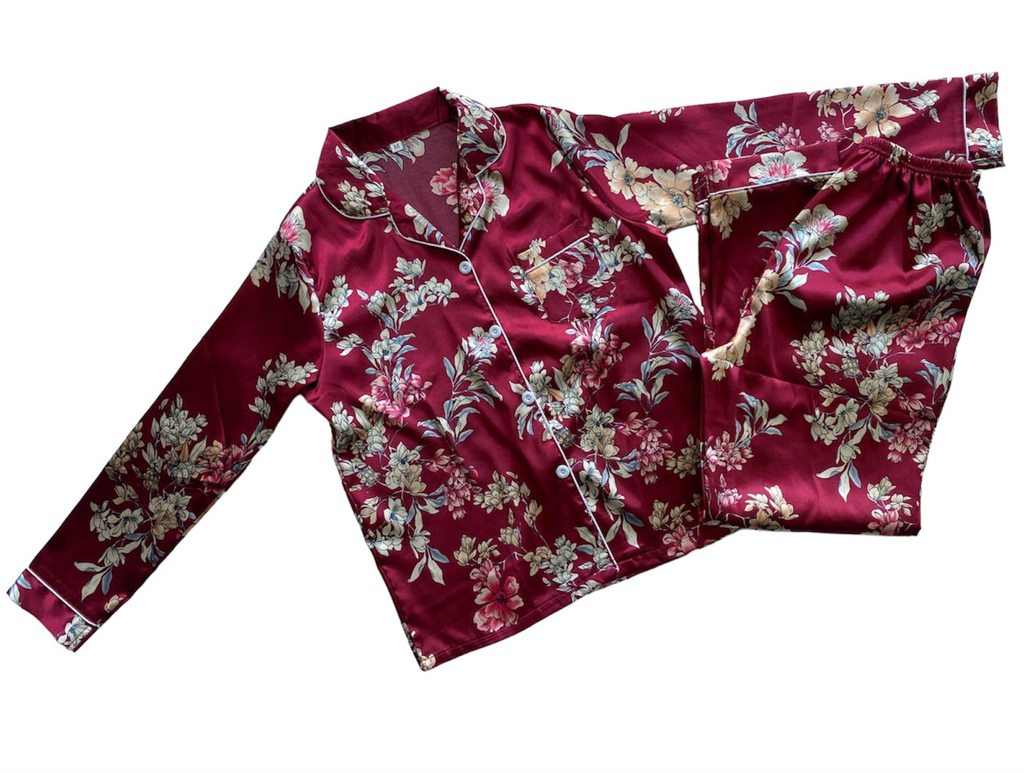 Pijama con estampado floral
