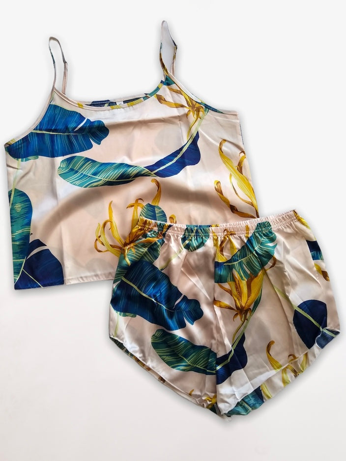 Pijama con estampado de hojas