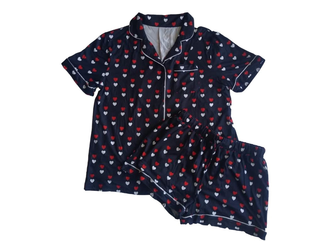 Pijama con corazones