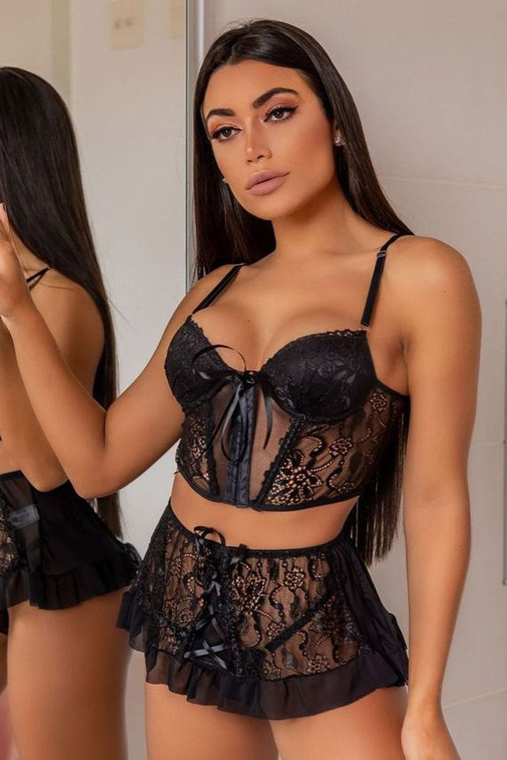 Coordinado con bustier, falda y pantie