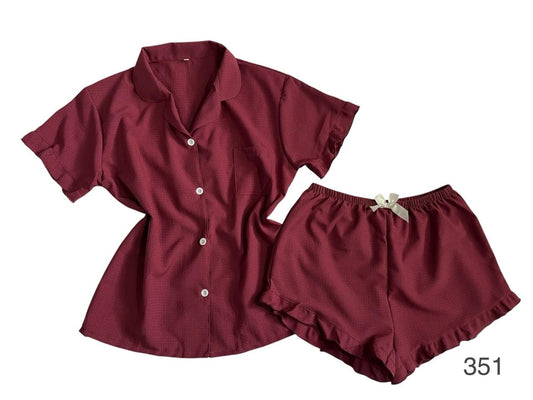 Pijama con holán y moño