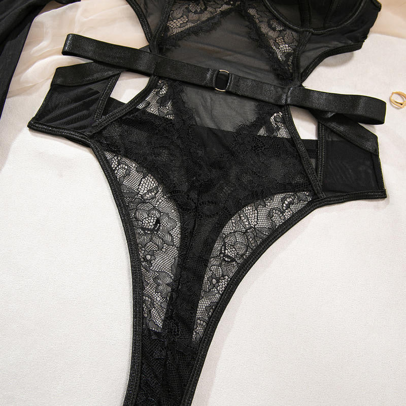 Body con aberturas y guantes