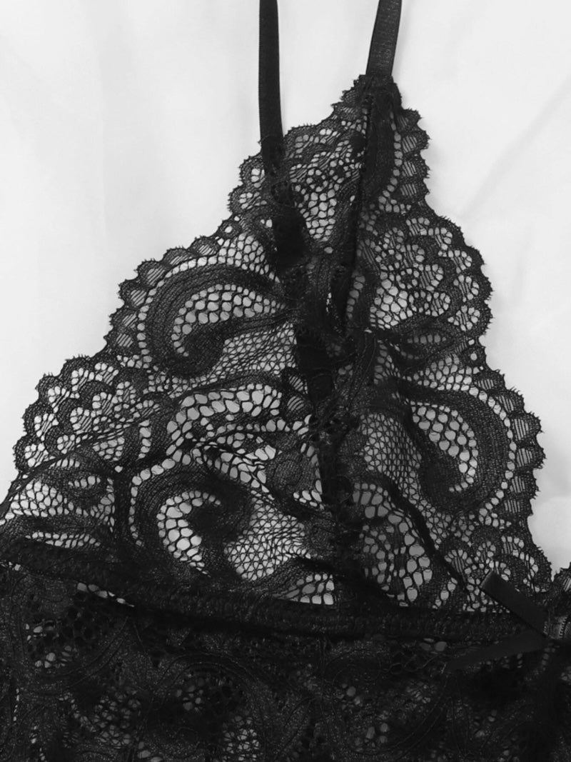 Body de encaje escote en V