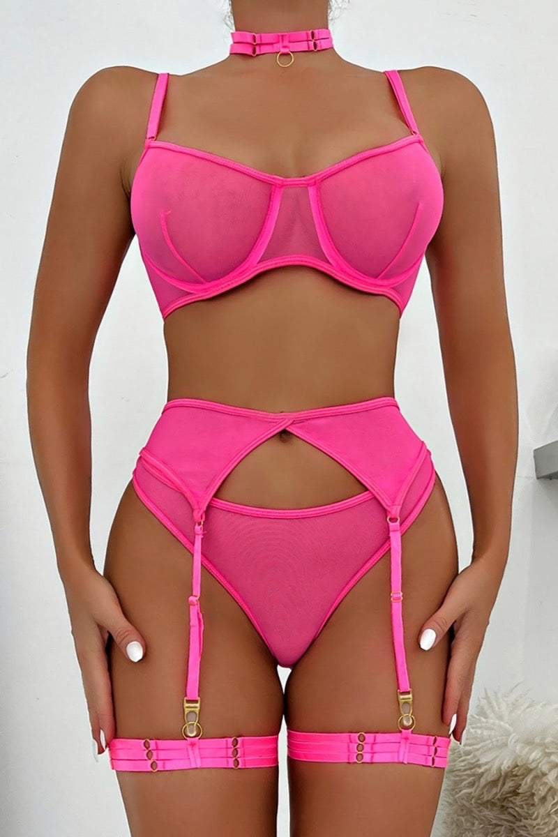 Coordinado transparencia con liguero y choker