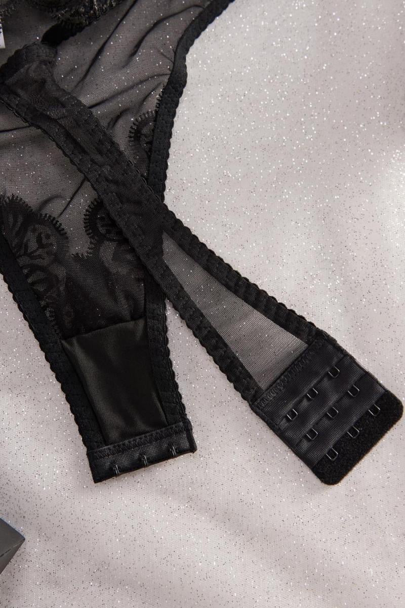 Body con escote en V y espalda descubierta