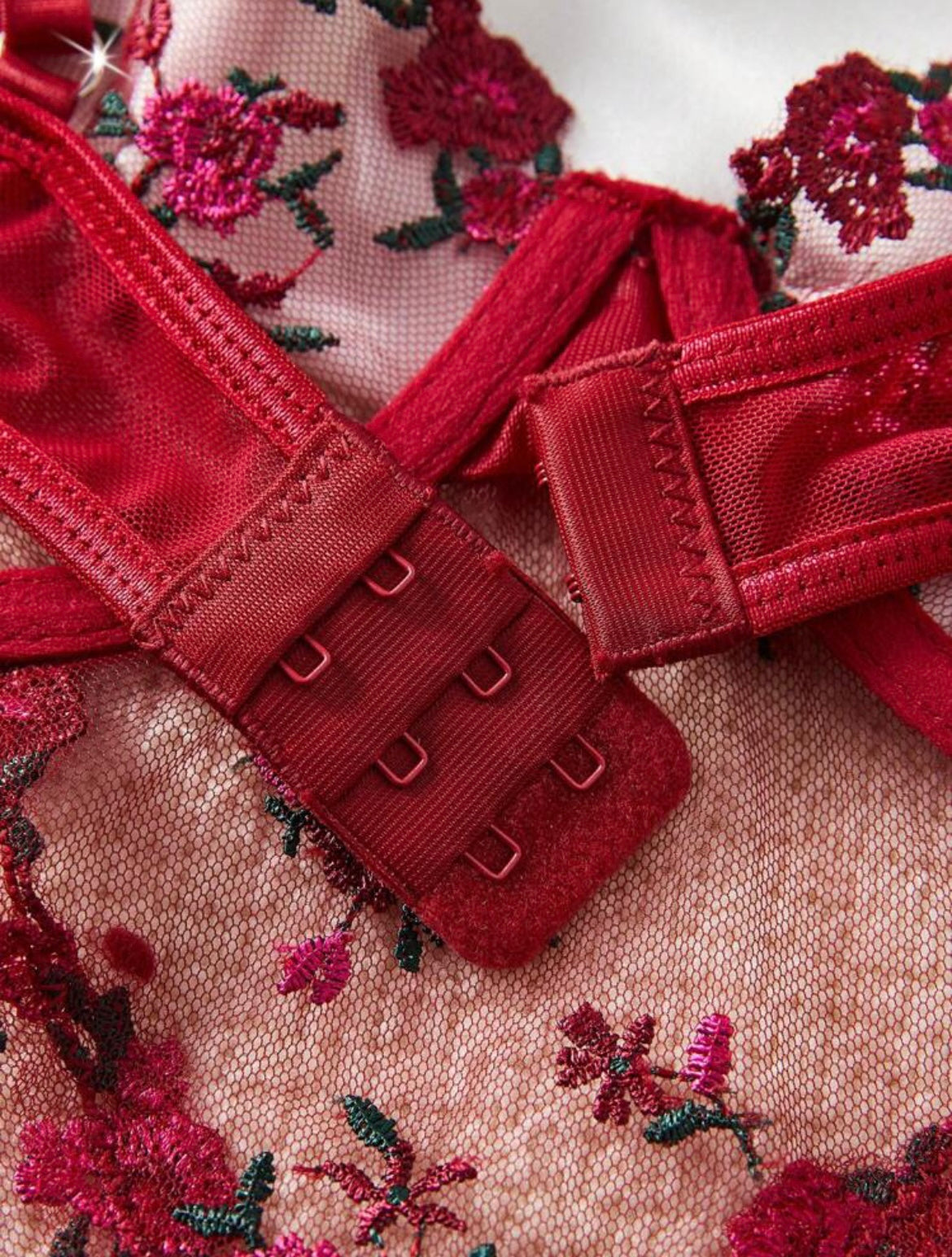 Body con bordado floral