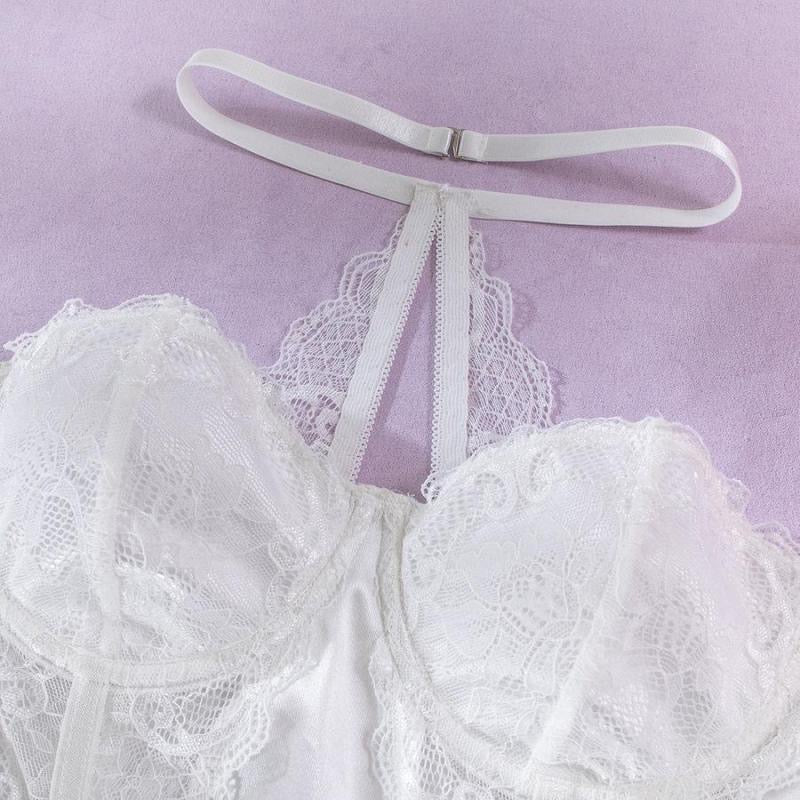 Baby doll pegado con choker