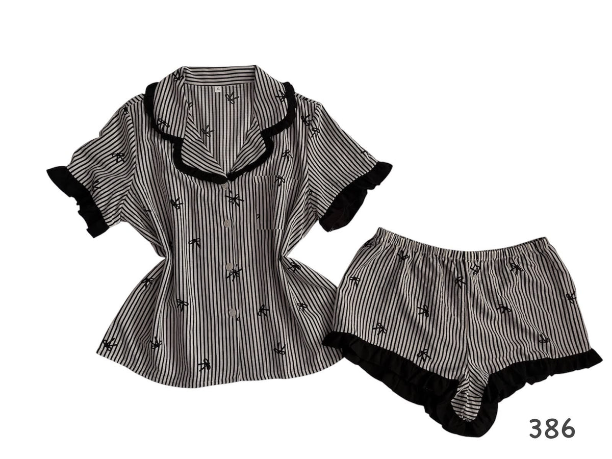 Pijama estampado de moños y holán