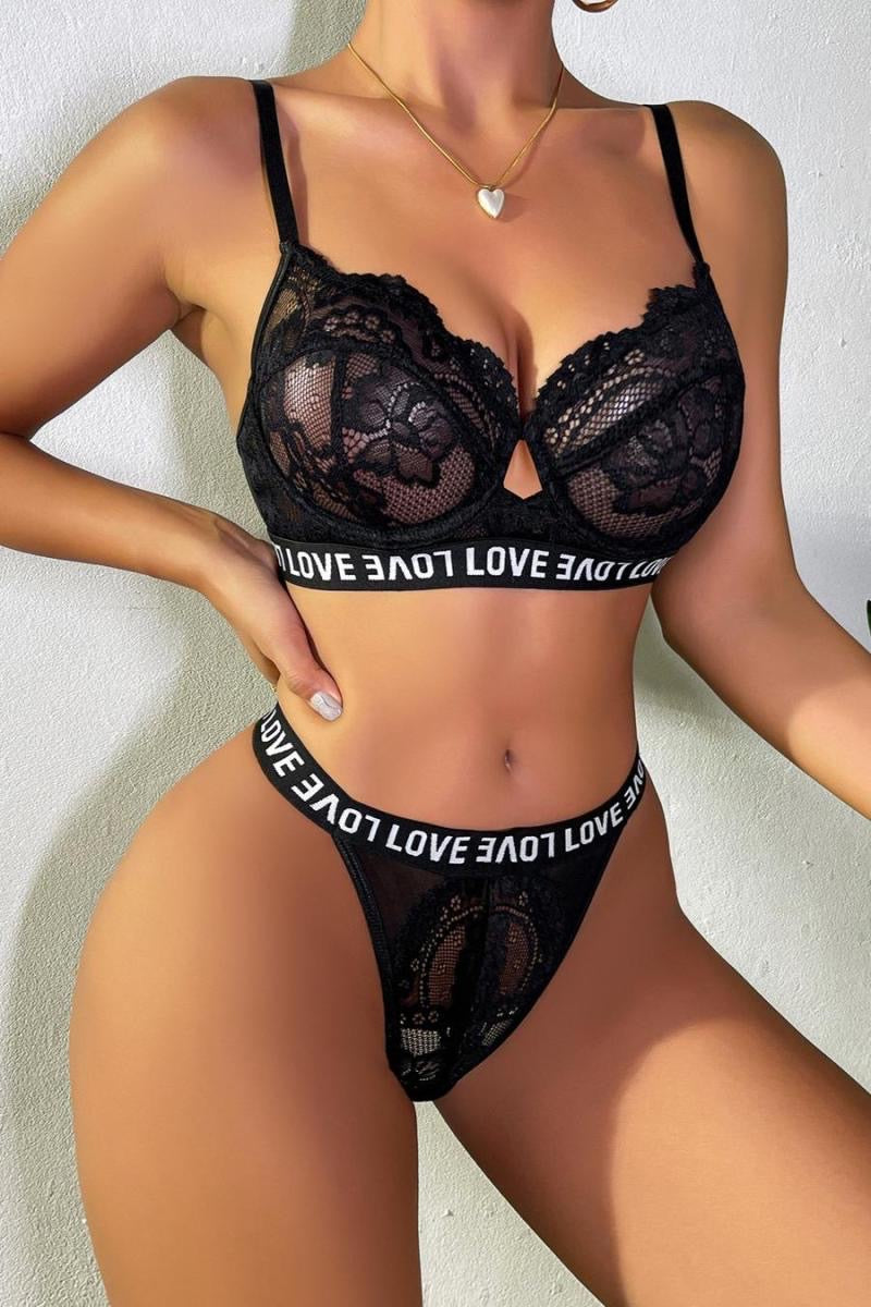 Coordinado con elástico estampado love