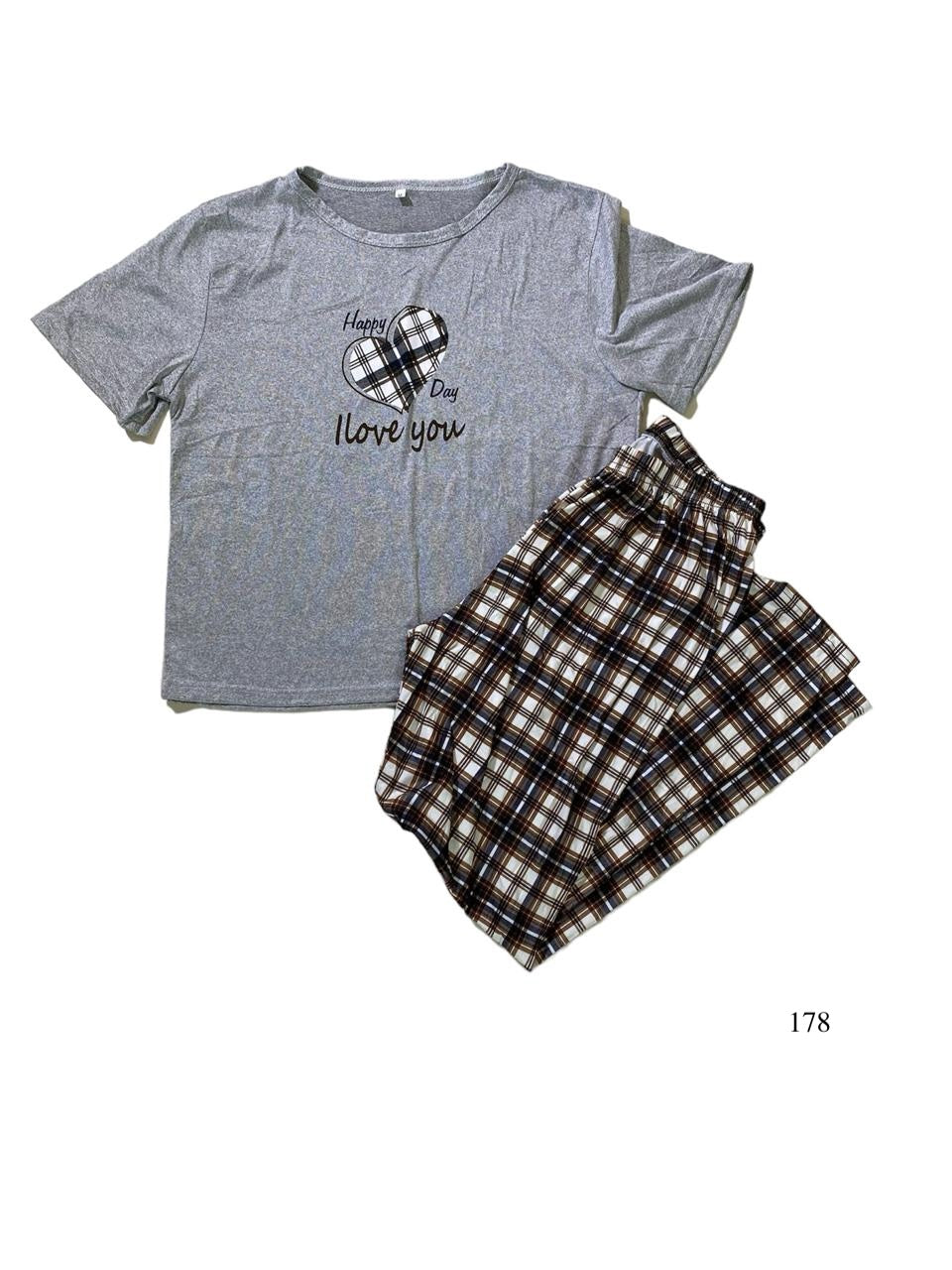 Pijama "happy day, i love you" y cuadros