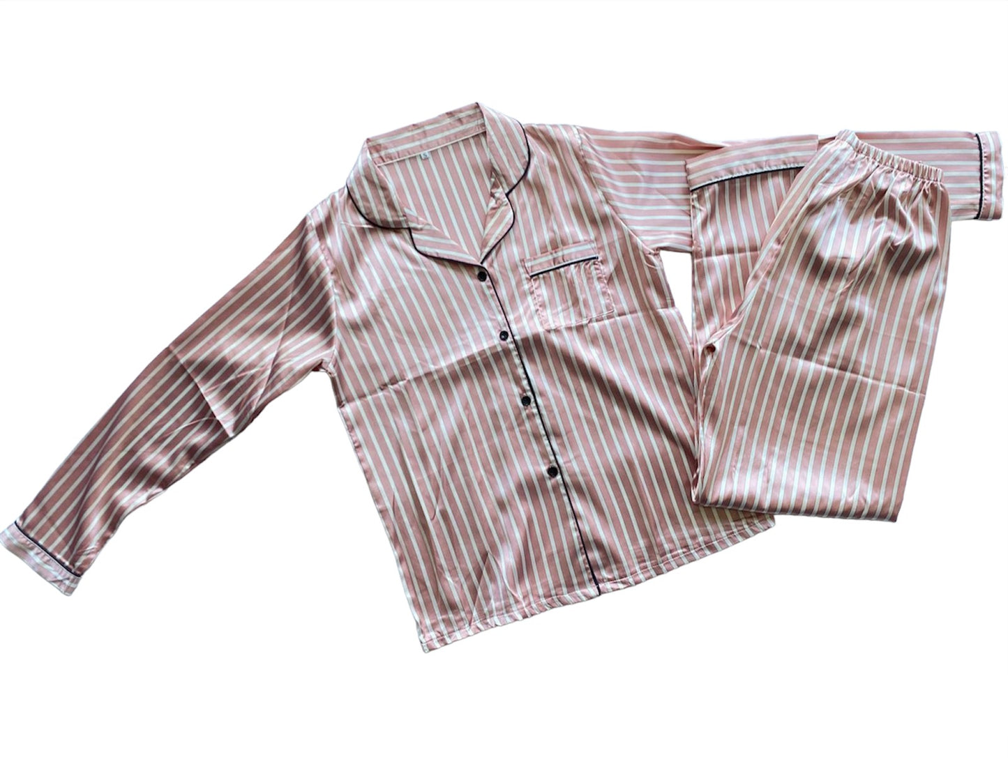 Pijama diseño rayas con línea decorativa negra