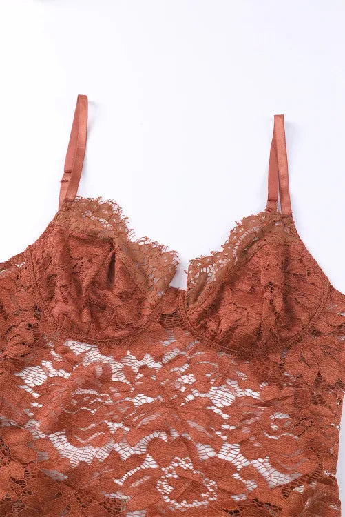 Body de encaje con telita que cubre