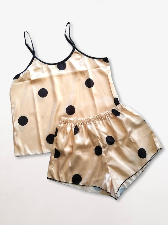 Pijama con estampado de puntos