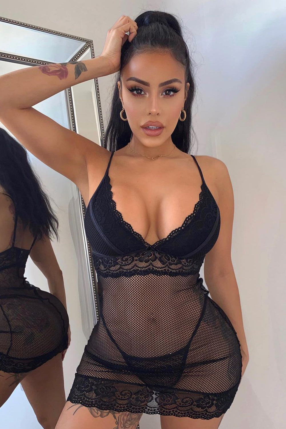 Babydoll de malla que cubre el busto