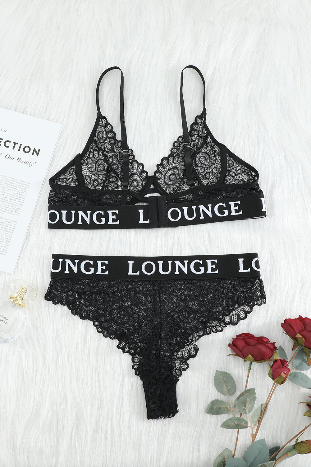 Coordinado de encaje con varilla Lounge