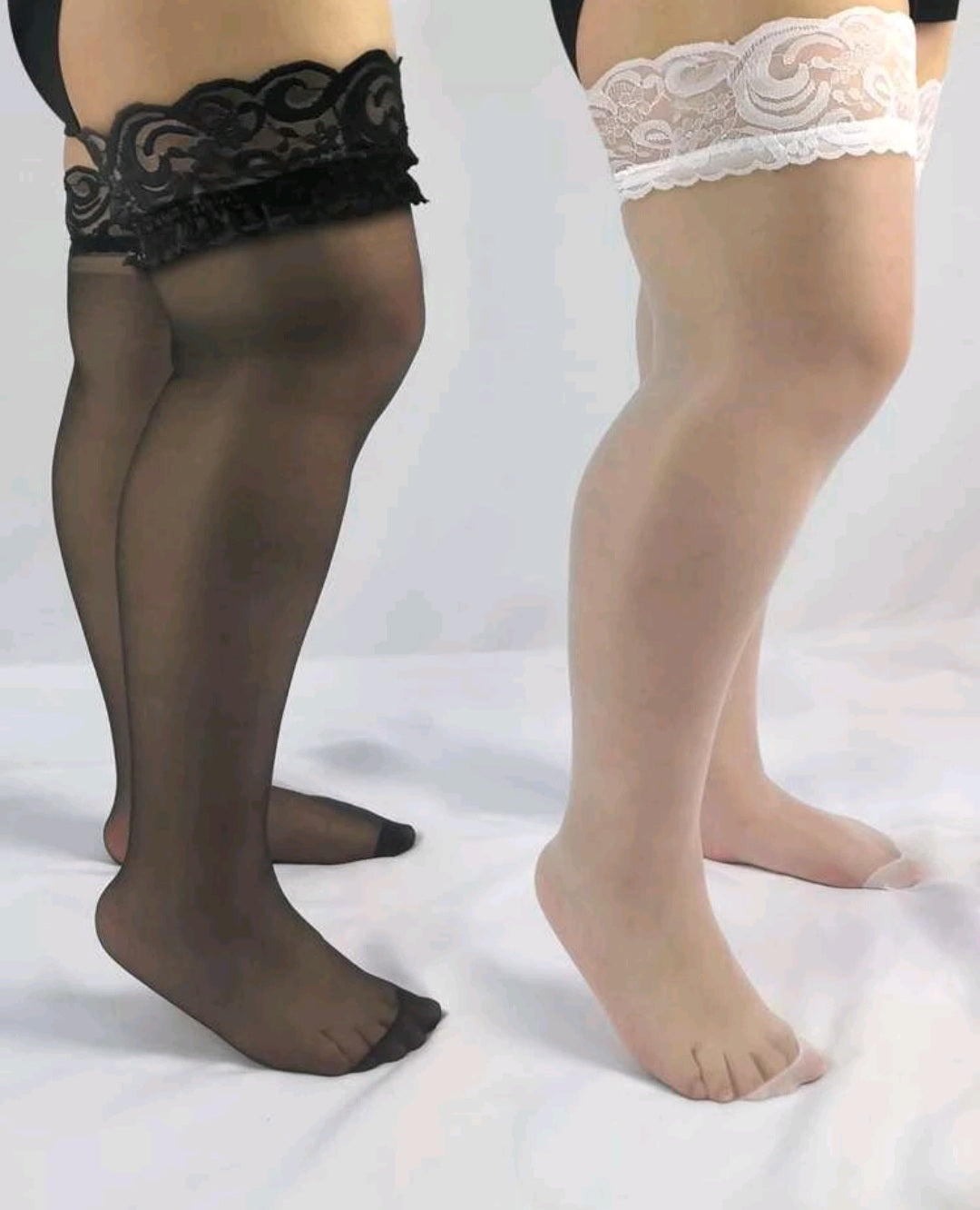 Medias lisas con encaje