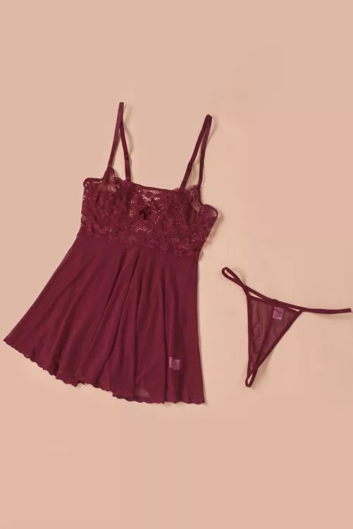 Babydoll con varilla y tanga